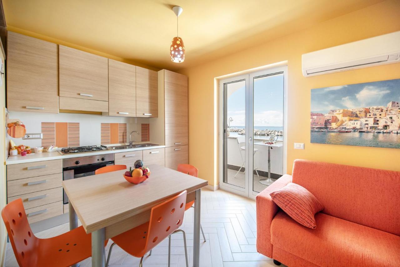 Casa Cinzia In Marina Di Corricella Villa โปรชิดา ภายนอก รูปภาพ