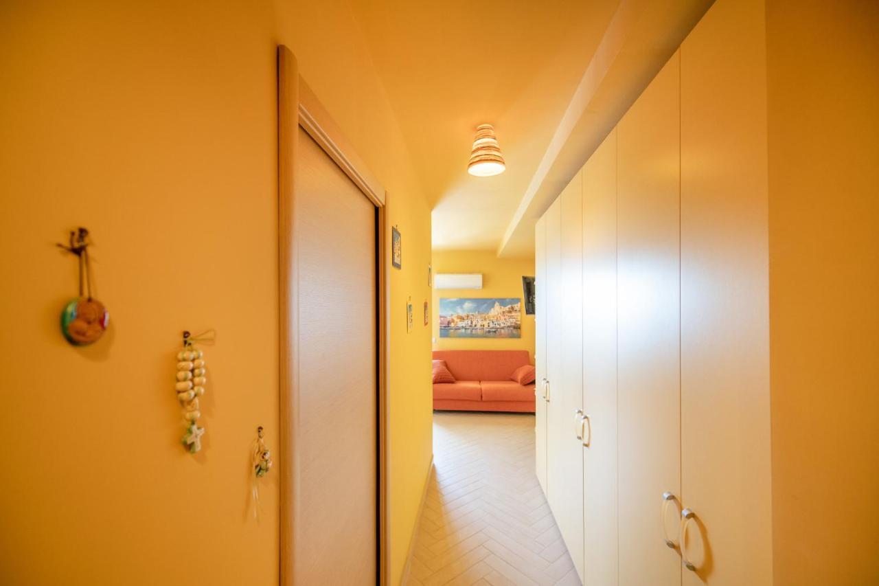 Casa Cinzia In Marina Di Corricella Villa โปรชิดา ภายนอก รูปภาพ
